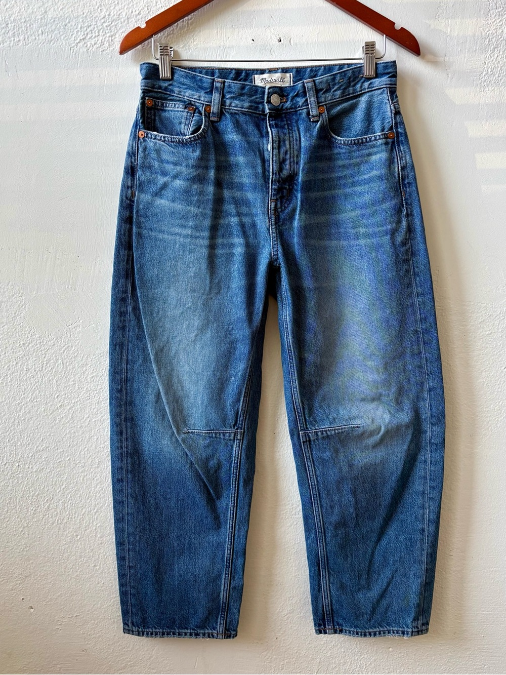 Madewell Womens 26 Medium Wash The Darted Barrel Leg Denim Jeans High Rise